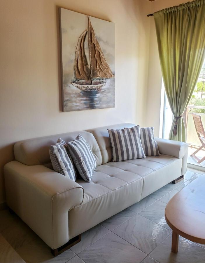 Malibu Studios & Apartments Lassi  Extérieur photo